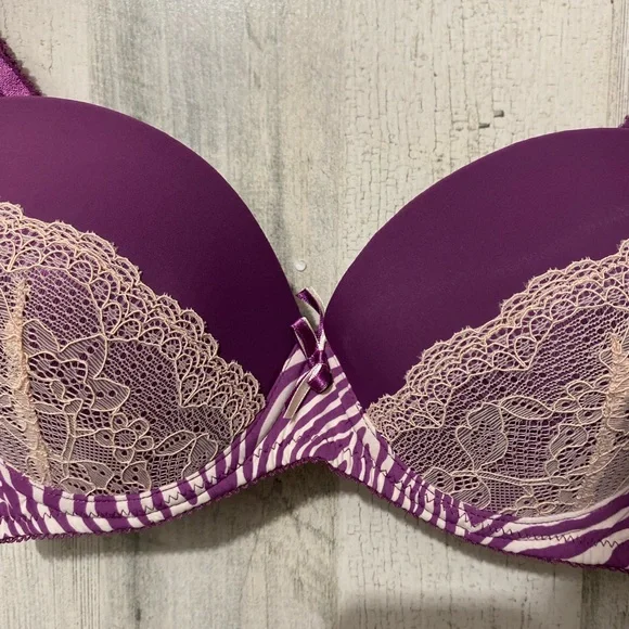0606 Affinitas Purple and Cream Lace Push Up Bra with Underwire Support